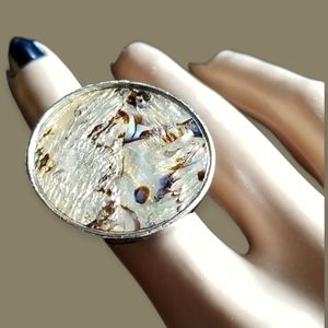 Vintage 1970s Boho Abalone Silver Tone Metal Ring SZ 6.5